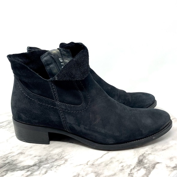 Paul Green Pammela Nubuck Booties 6/8.5 Soft Edgy Classic Minimalist Moto Luxe - Picture 2 of 16